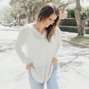 CARLY JEAN Los Angeles Monroe V Neck Sweater